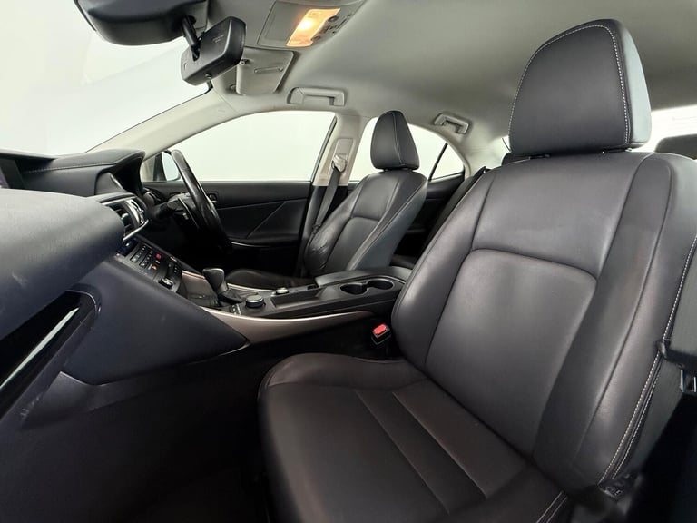 2018 Lexus IS 300h Executive Edition 4dr CVT Auto SALOON PETROL/ELECTRIC Automatic