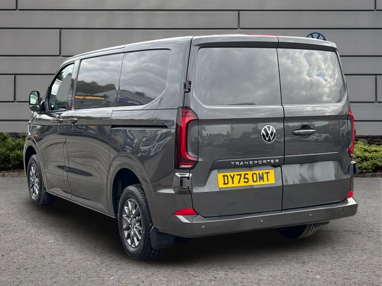  Volkswagen Transporter Panel Van 2.0 Tdi T28 Commerce Pro Panel Van 5dr Diesel