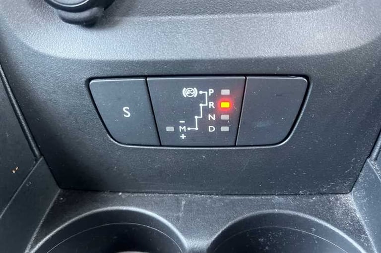 2021 Citroen C3 1.2 PureTech Shine Plus Hatchback 5dr Petrol EAT6 Euro 6 (s/s) (110 ps) Hatchback...