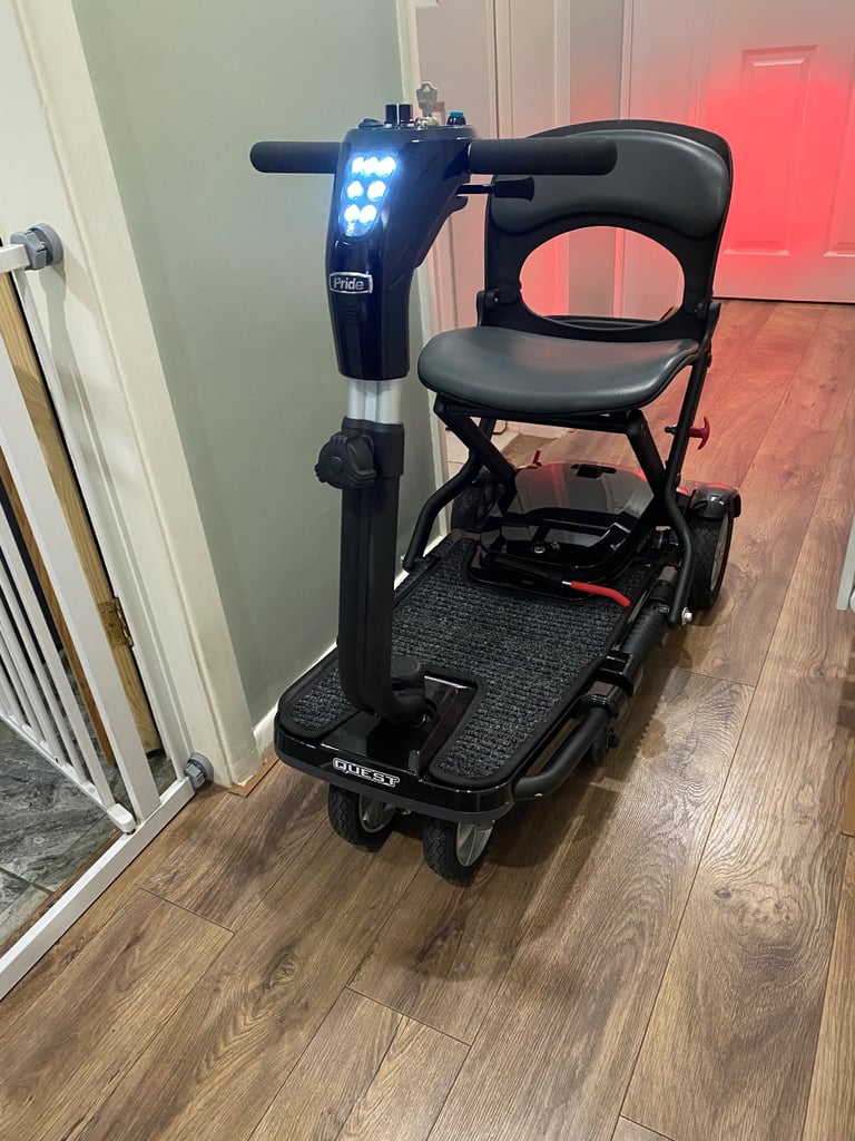 image for Mobility scooter pride quest manual folding boot scooter 
