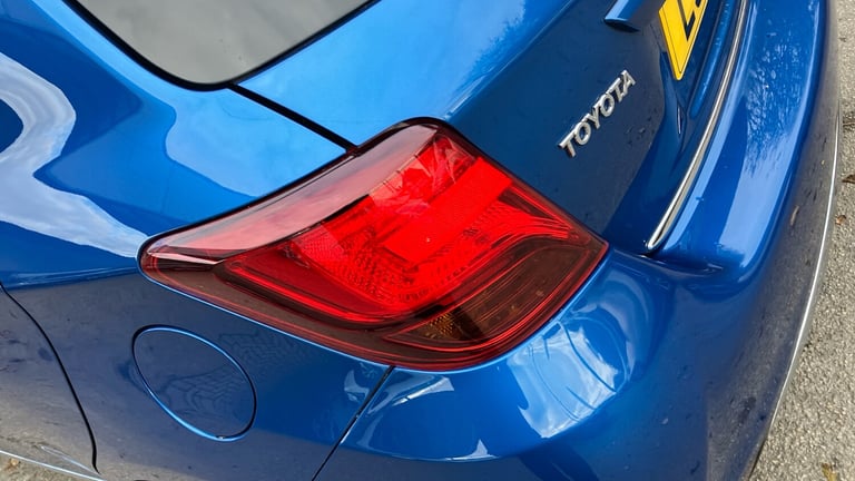 2017 Toyota Yaris 1.33 VVT-i Icon 5dr CVT Petrol Hatchback Hatchback Petrol Automatic