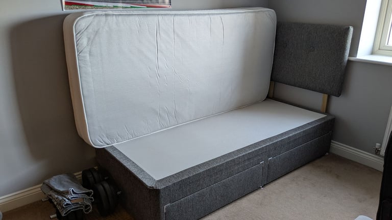 Single divan bed 