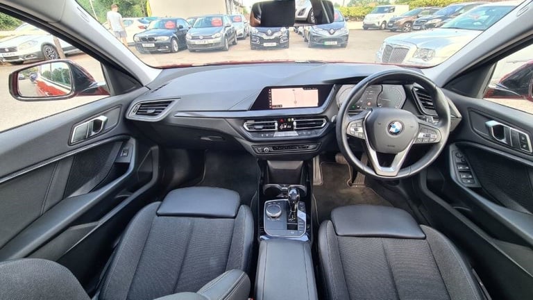 BMW 1 Series 118i Sport 5dr Step Auto Petrol