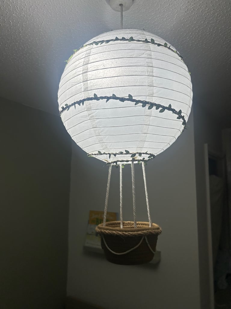 Safari animal themed nursery decor 