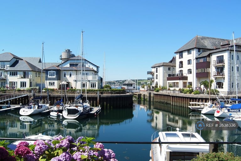 2 bedroom flat in Challenger Quay, Falmouth, TR11 (2 bed) (#2638336)