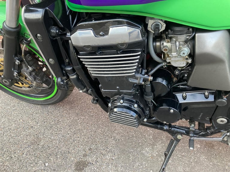 KAWASAKI ZRX1100,LAWSON COLOURS,MANY EXTRAS