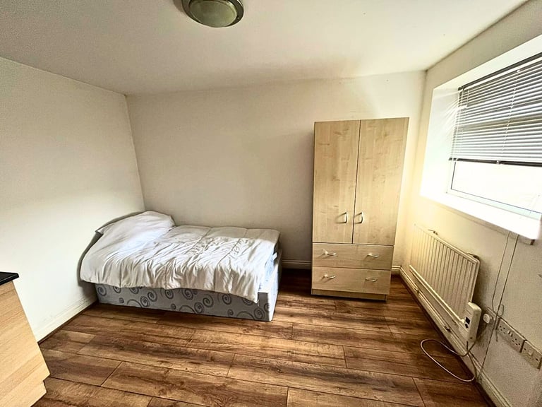 BENEFITS ACCEPTED - Studio Flat Available in Thurrock East Tilbury RM18