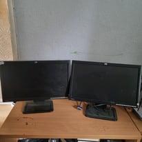 2 Hp Monitors