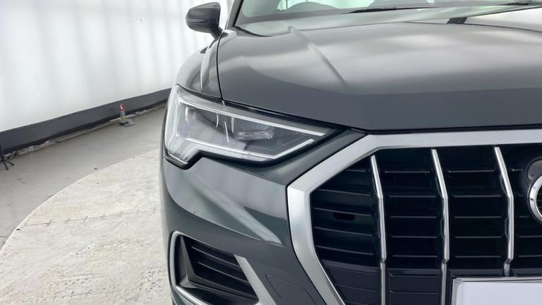 2022 Audi Q3 Sport 35 TFSI  150 PS 6-speed Manual SUV Petrol Manual
