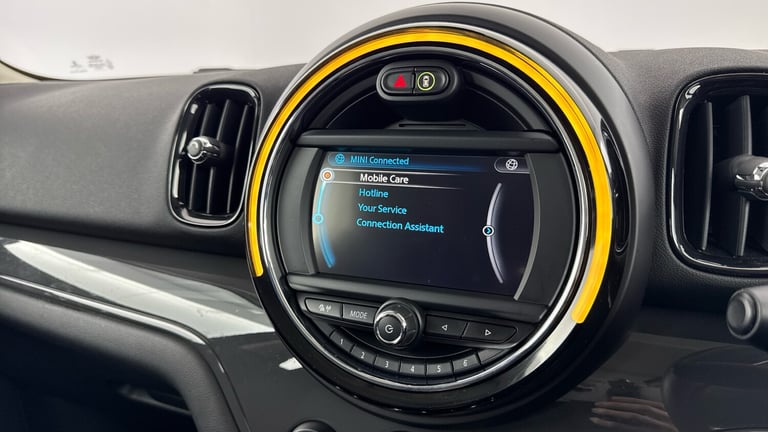 2017 MINI Countryman 2.0 Cooper D ALL4 5dr Auto [Chili Pack] Diesel Hatchback Hatchback Diesel Au...