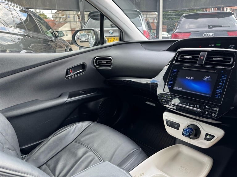 2016 Toyota Prius 1.8 VVT-h Active CVT Euro 6 (s/s) 5dr Hatchback Petrol/Ele Automatic