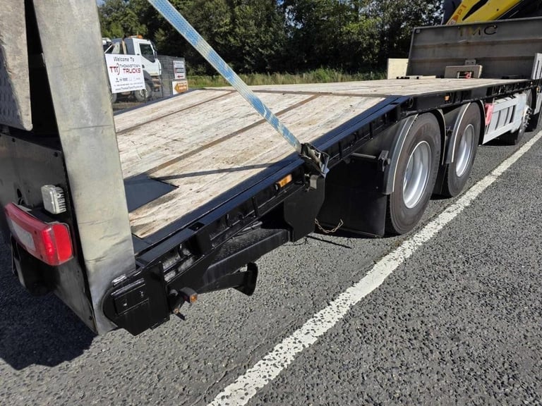 2020 Volvo FM430 8X4 27ft Beavertail/ Flat