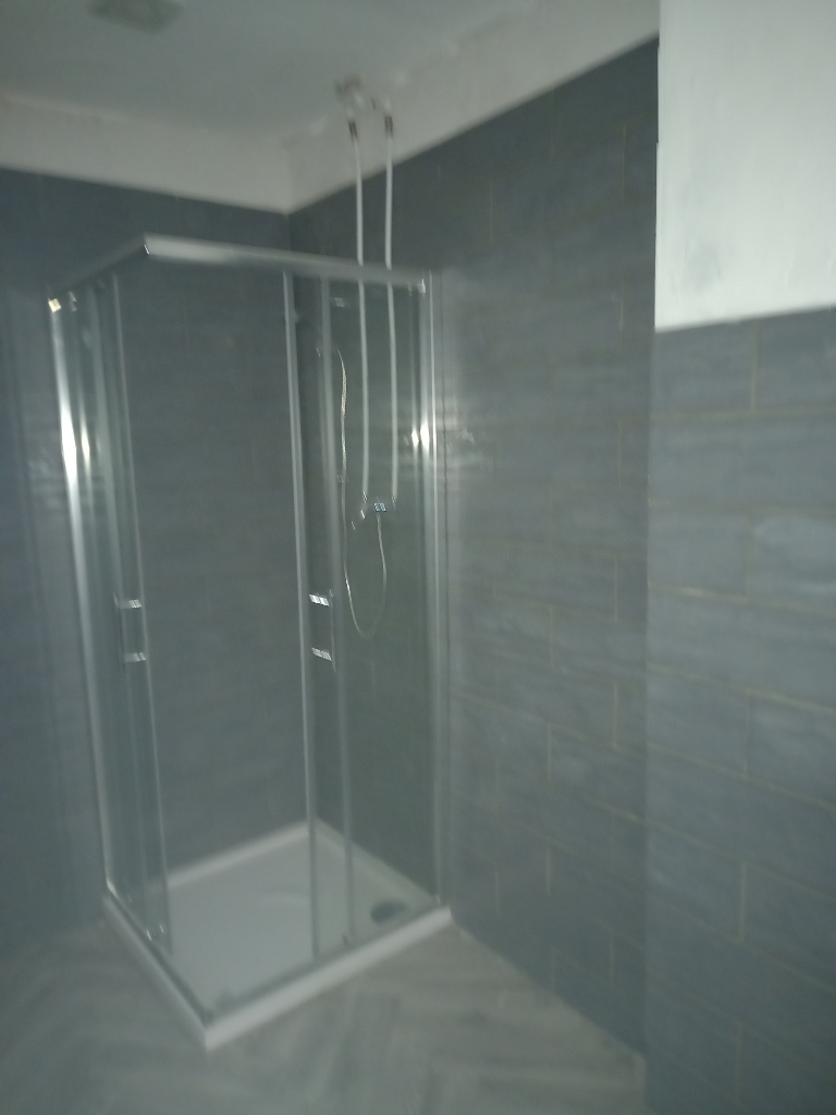 **LET BY**HIGH SPEC**2 BEDROOM**FLAT 3**4-6 WATERLOO ROAD**