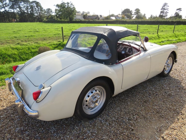 1959 MG MGA ROADSTER Convertible Petrol Manual