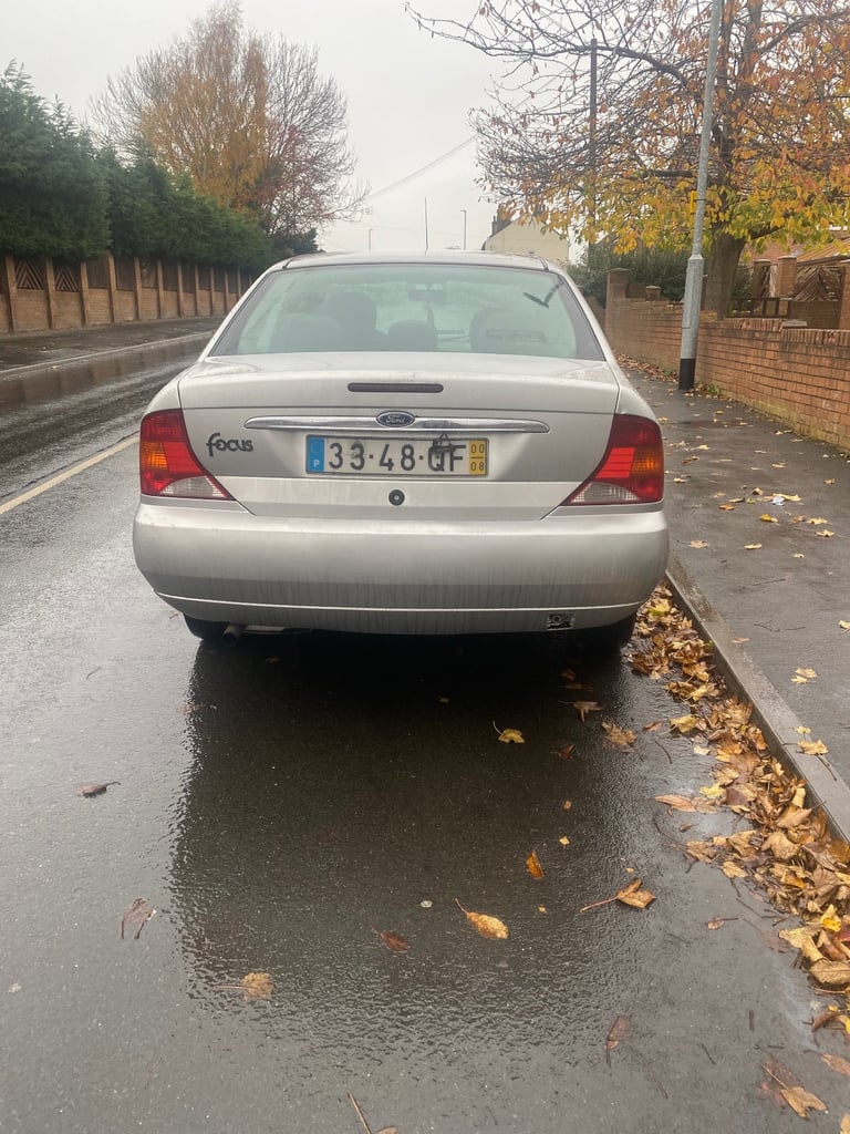 Left hooker with documents 