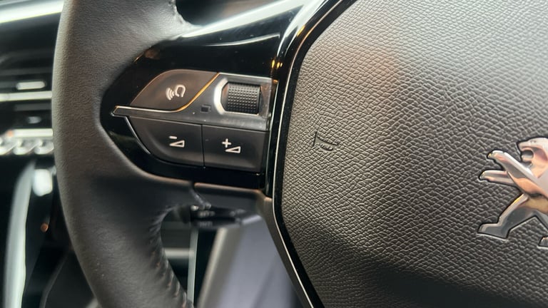 2023 Peugeot 2008 1.2 PureTech Active Premium + SUV 5dr Petrol Manual Euro 6 (s/s) (100 ps) SUV P...