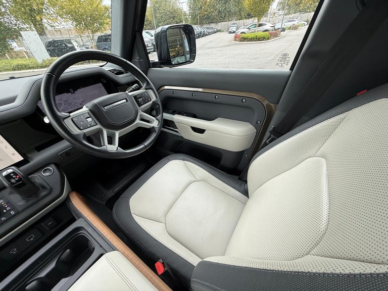 2022 Land Rover Defender 110 2.0 P400e 15.4kWh X-Dynamic HSE SUV 5dr Petrol Plug-in Hybrid Auto 4...
