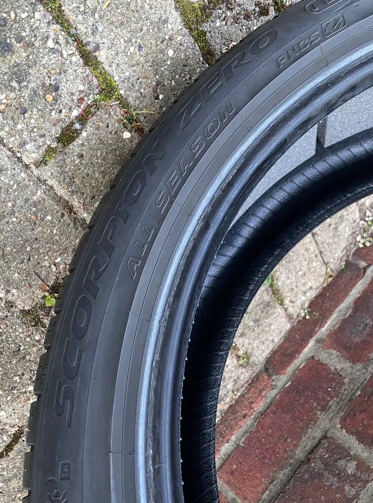 Pirelli Scorpion Zero - All Season - PNCS (Silent) tyres - 265/40/R22 106Y M+S - Fully Road Legal