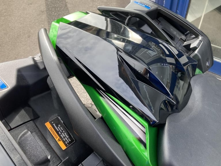KAWASAKI PERFORMANCE TOURING EDITION - WITH FULL KAWASAKI SERVICE HISTORY 