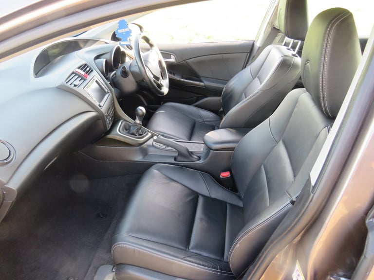 2013 Honda Civic 1.8 i-VTEC EX  EXCELLENT OVERALL CONDITION HATCHBACK Petrol Manual
