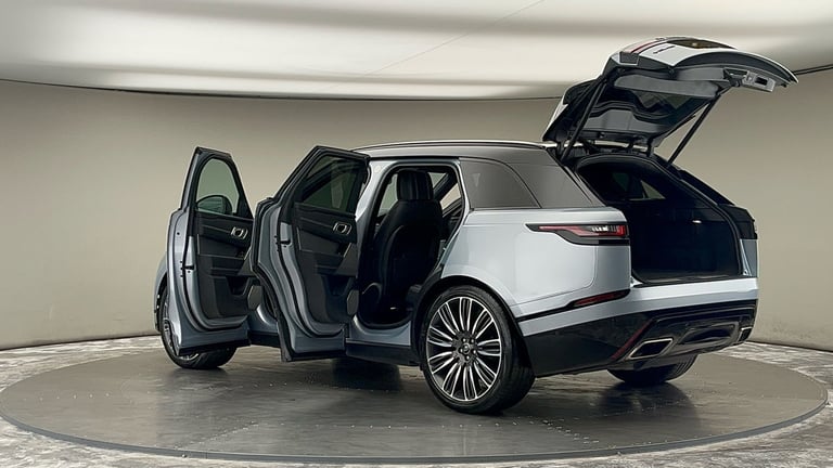 2022 Land Rover Range Rover Velar 3.0 P400 R-Dynamic HSE Auto 4WD Euro 6 (s/s) 5dr SUV Petrol Aut...