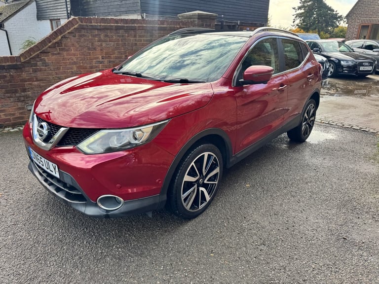 2015 Nissan Qashqai 1.6 DiG-T Tekna [Non-Panoramic] 5dr HATCHBACK Petrol Manual
