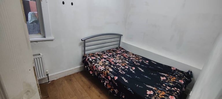 image for Single Room for rent 