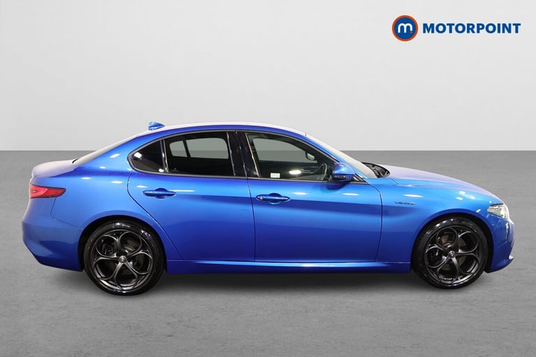 2022 Alfa Romeo Giulia 2.0 TB 280 Veloce [Performance brake] 4dr Auto Saloon Petrol Automatic