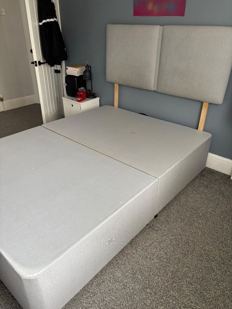 Double bed / good condition / 2 divans / I can deliver 