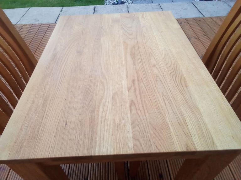 Oak table