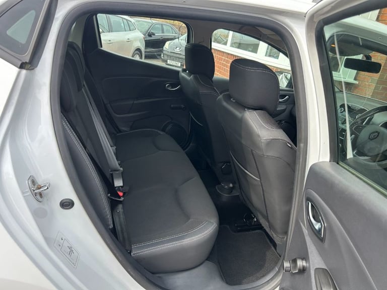  Renault Clio PLAY Petrol