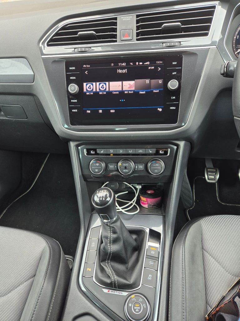Volkswagan Tiguan TDI 2.0 R-Line 4Motion Euro 6  (cc), 5 doors