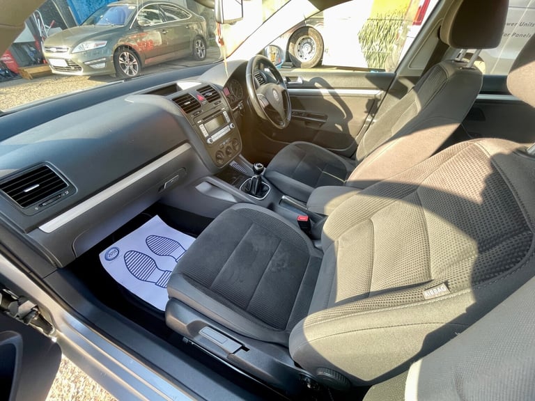 2008 Volkswagen Jetta 2.0 SE TDI PD 4dr SALOON Diesel Manual