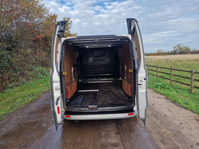 2021 Ford Transit Custom Silver LWB  Drives Perfect  7m MOT  LTD Top Spec