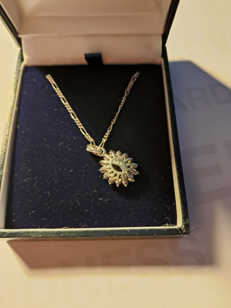 Sterling silver necklace. 
