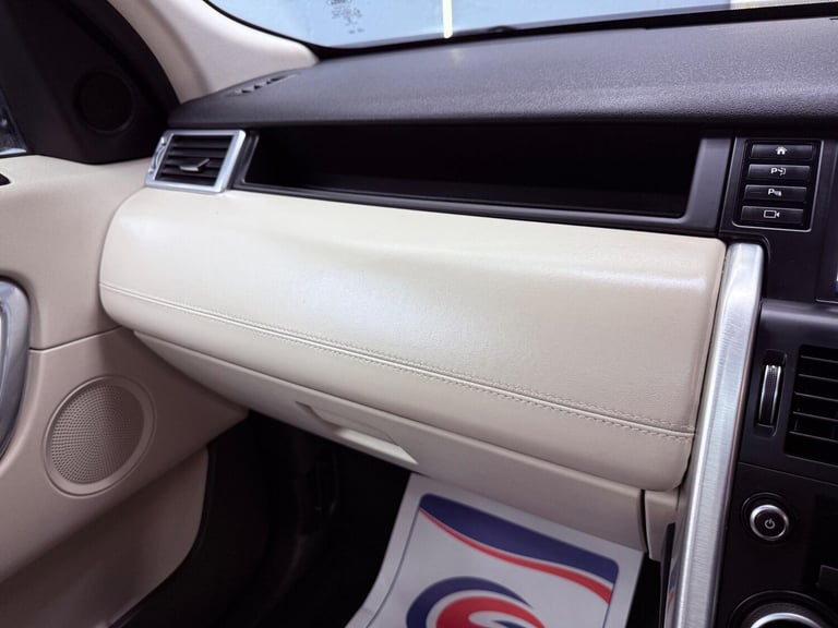 2017 Land Rover Discovery Sport 2.0 TD4 HSE Luxury Auto 4WD Euro 6 (s/s) 5dr ESTATE Diesel Automatic