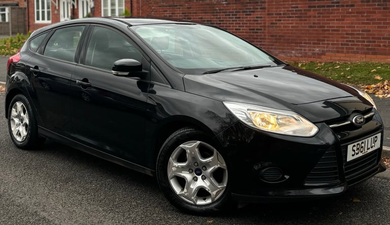 Ford, FOCUS, Hatchback, 2012, Manual, 1560 (cc), 5 doors
