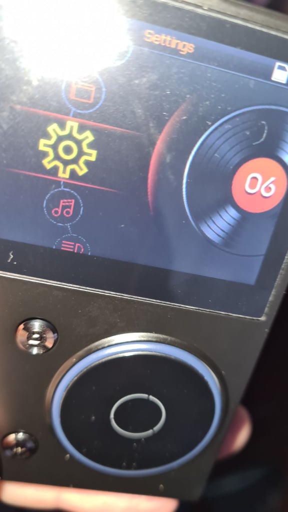 Lossless hi res mp3 player. Brand new with 16gb internal memory and 64gb sd card.