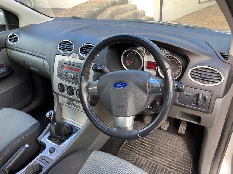 Ford, FOCUS, Hatchback, 2010, Manual, 1596 (cc), 5 doors