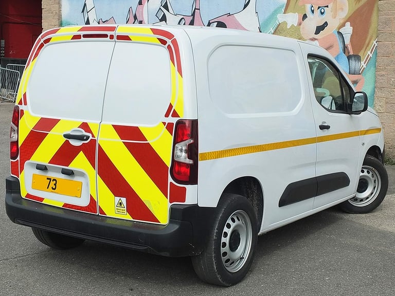 2023 "73" Citroën Berlingo 1000 M Enterprise Edition BlueHDi 100PS S&S Euro 6