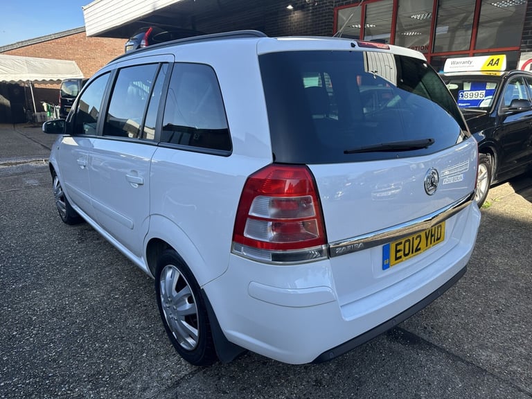 VAUXHALL ZAFIRA 1.6 16V Exclusiv 2012