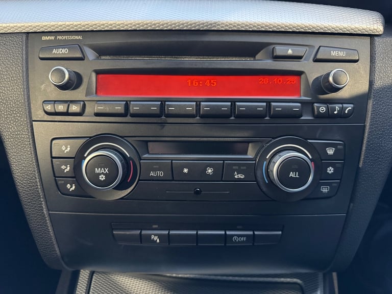 2011 BMW 1 Series 118d M Sport 2dr COUPE Diesel Manual