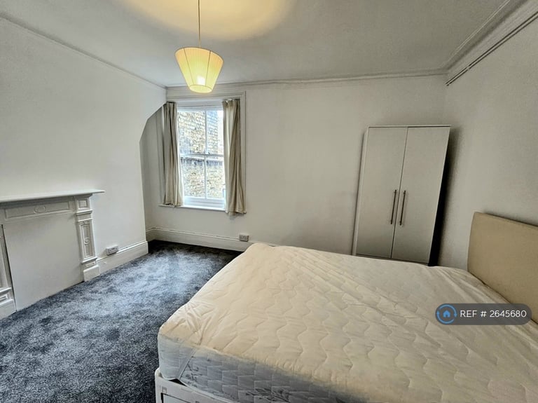 1 bedroom flat in Great Titchfield Street, Fitzrovia, W1W (1 bed) (#2645680)