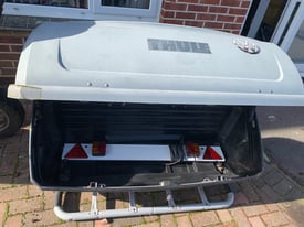 Thule Easy Base 949 with 900 Backup Box