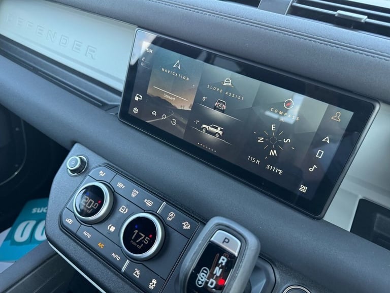 2022 72 LAND ROVER DEFENDER 3.0 D250 MHEV X-DYNAMIC SE 3dr Diesel 18,500 miles