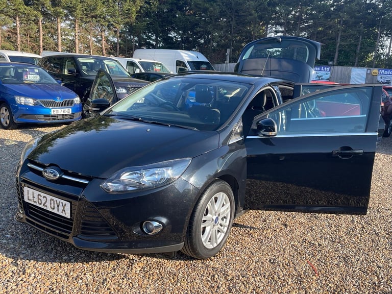 2012 Ford Focus 1.0T EcoBoost Titanium Euro 5 (s/s) 5dr HATCHBACK Petrol Manual