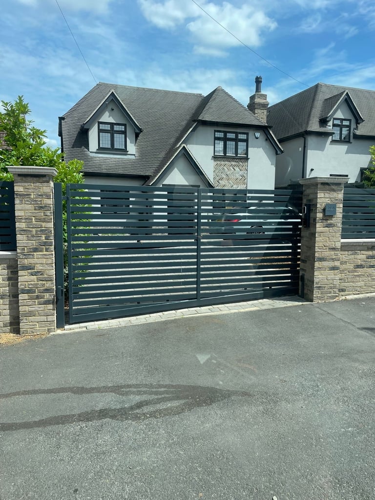 AUTOMATIC GATES