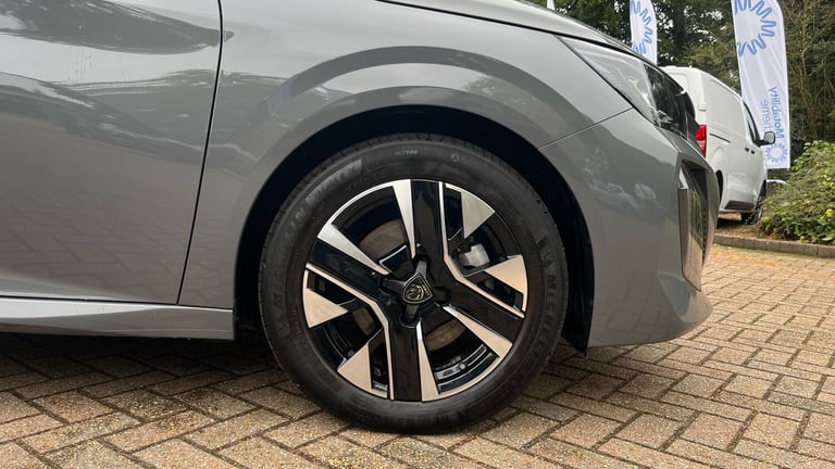 2024 Peugeot 208 1.2 PureTech Allure Hatchback 5dr Petrol Manual Euro 6 (s/s) (100 ps) Hatchback ...