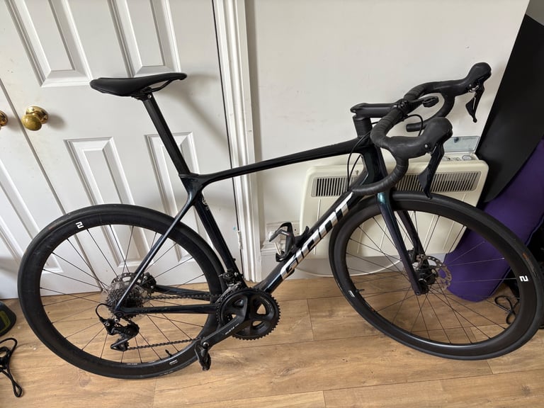 Giant TCR Advanced Pro 2 Carbon Road Bike 2022 Medium