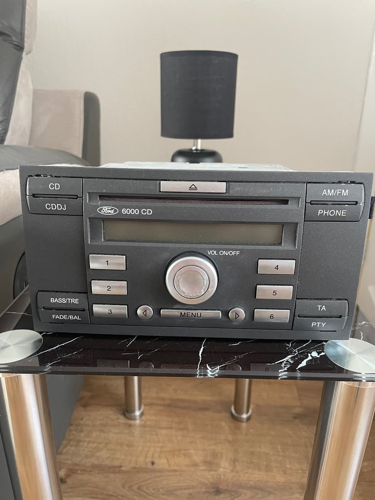 FORD RADIO / CD PLAYER
